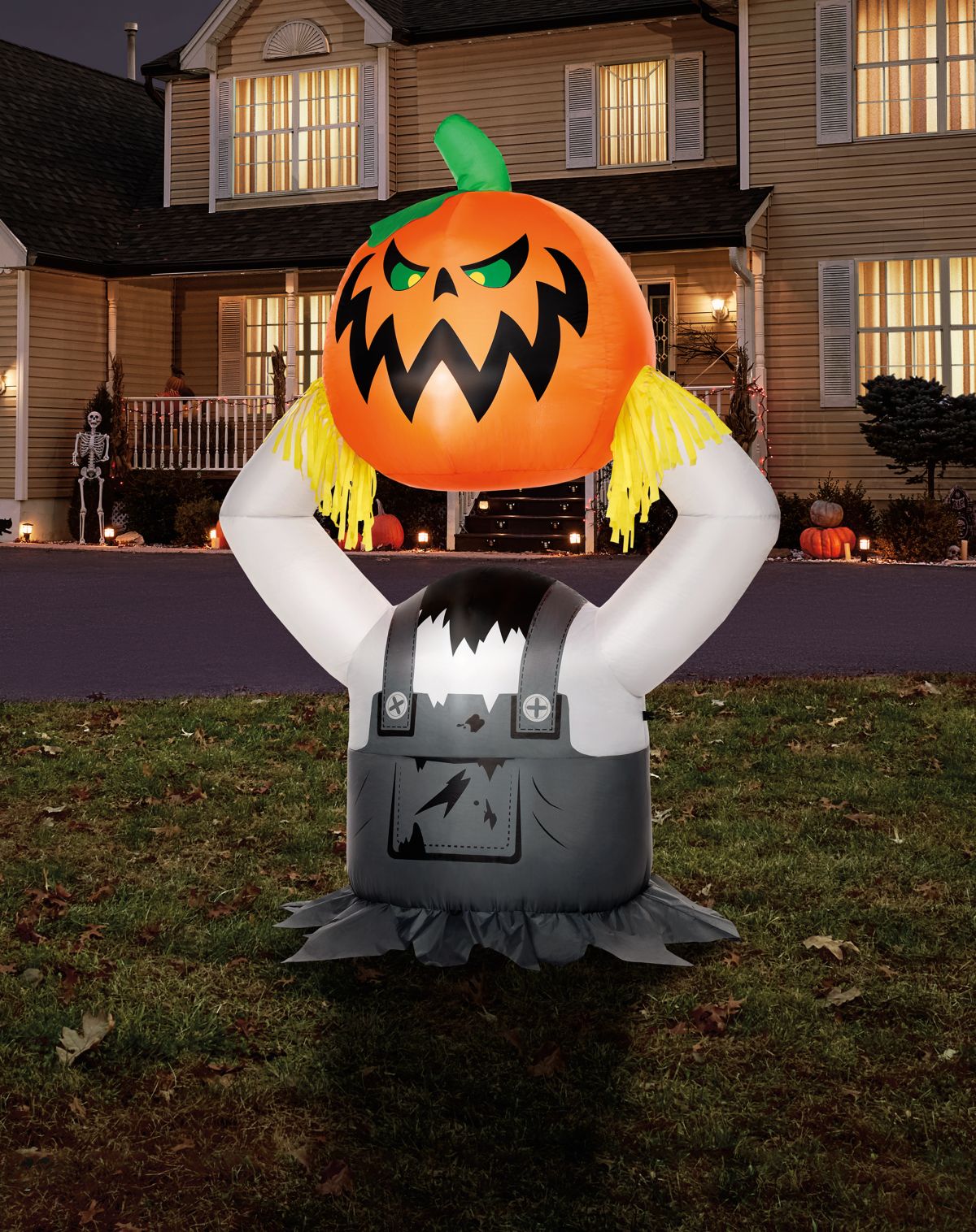 5 Ft 6 In Light-Up Pumpkin Scarecrow Inflatable Decoration