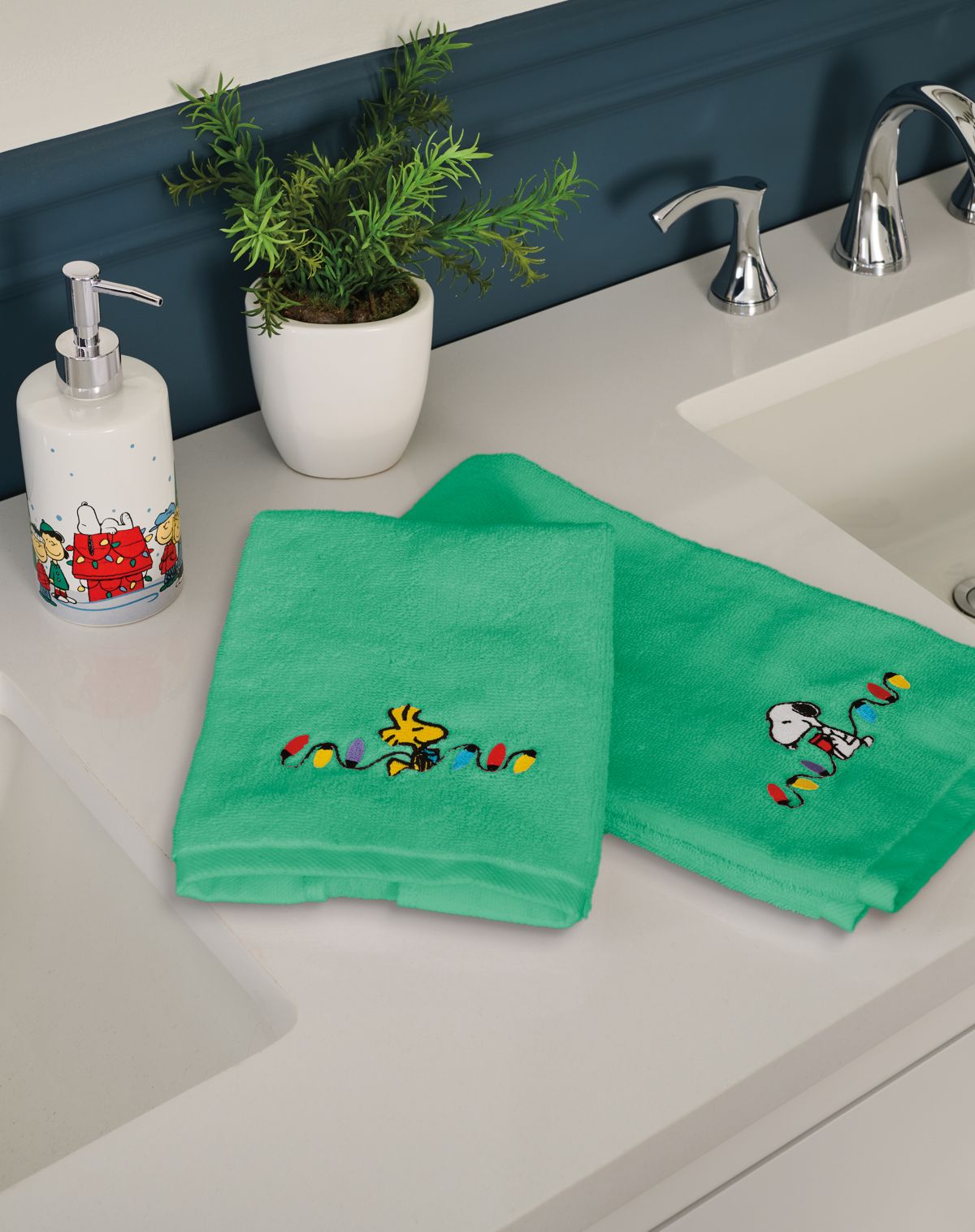 Peanuts Christmas 3-Piece Bath Set